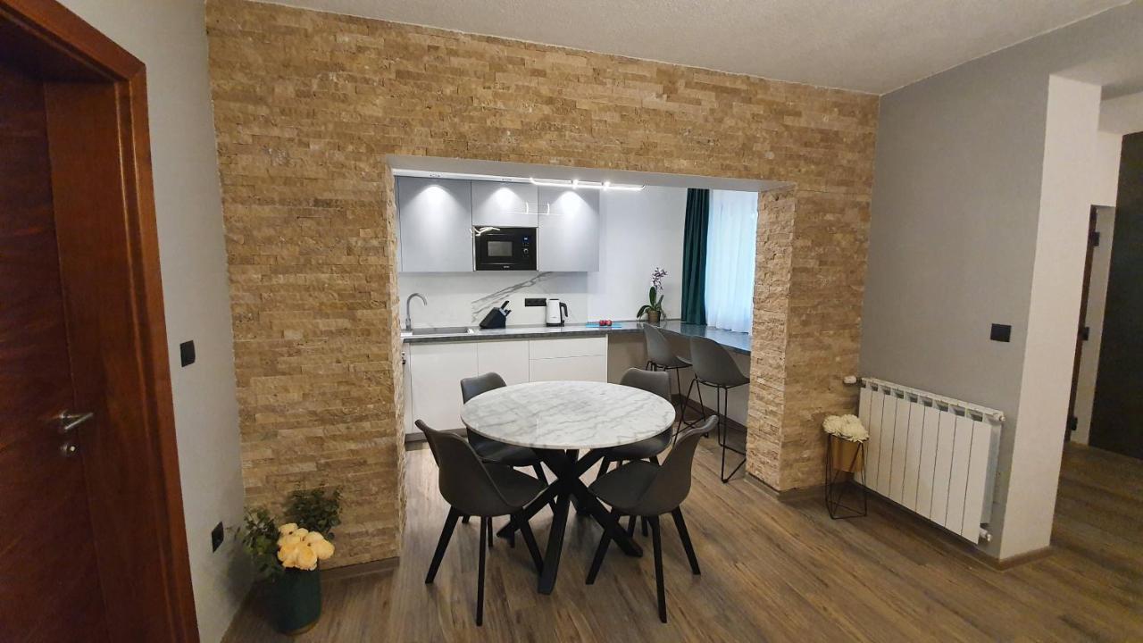 Apartments Lucic Слунь Екстер'єр фото