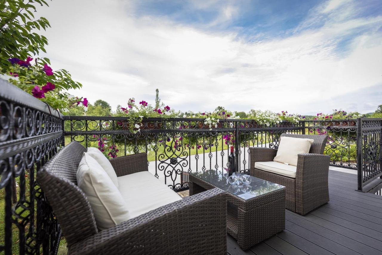Apartments Lucic Слунь Екстер'єр фото